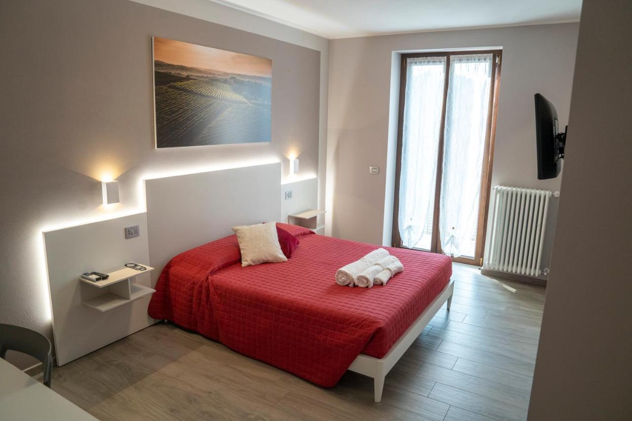 Agriturismo "Le Giustizie" Agliano Terme Buitenkant foto