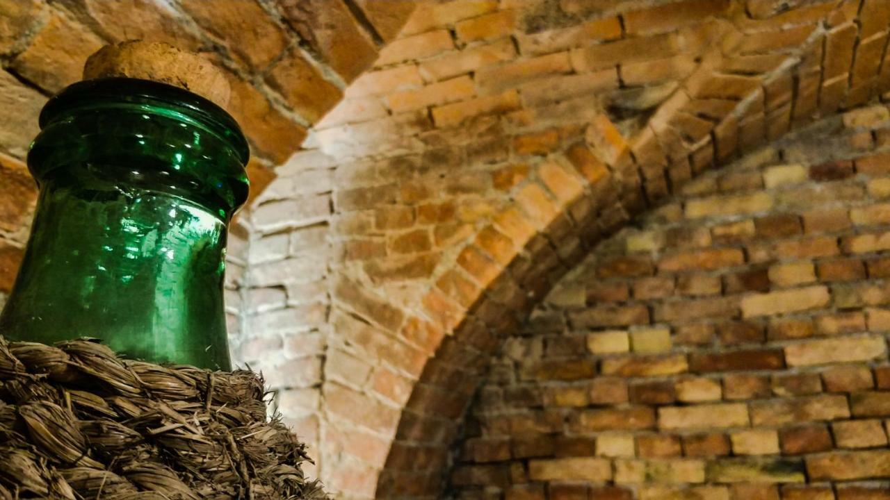 Agriturismo "Le Giustizie" Agliano Terme Buitenkant foto